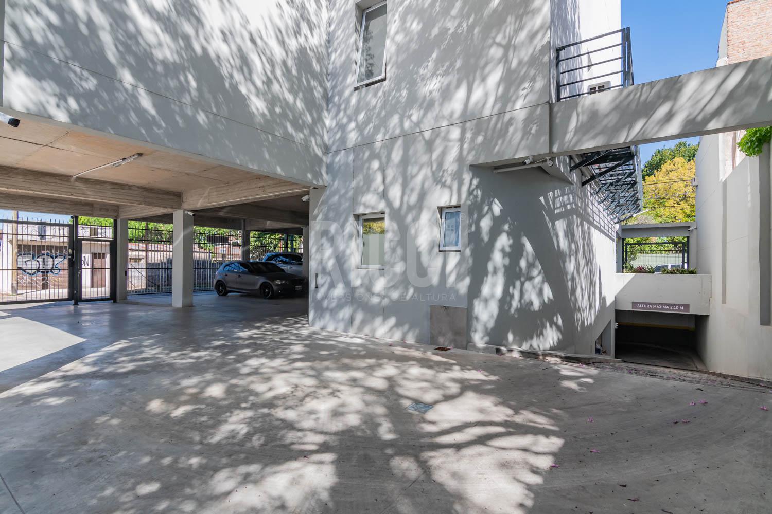 Foto Oficina en Alquiler en Berazategui, Berazategui Oficina Burban (TIPO A) 152 esq 17  | Berazategui centro