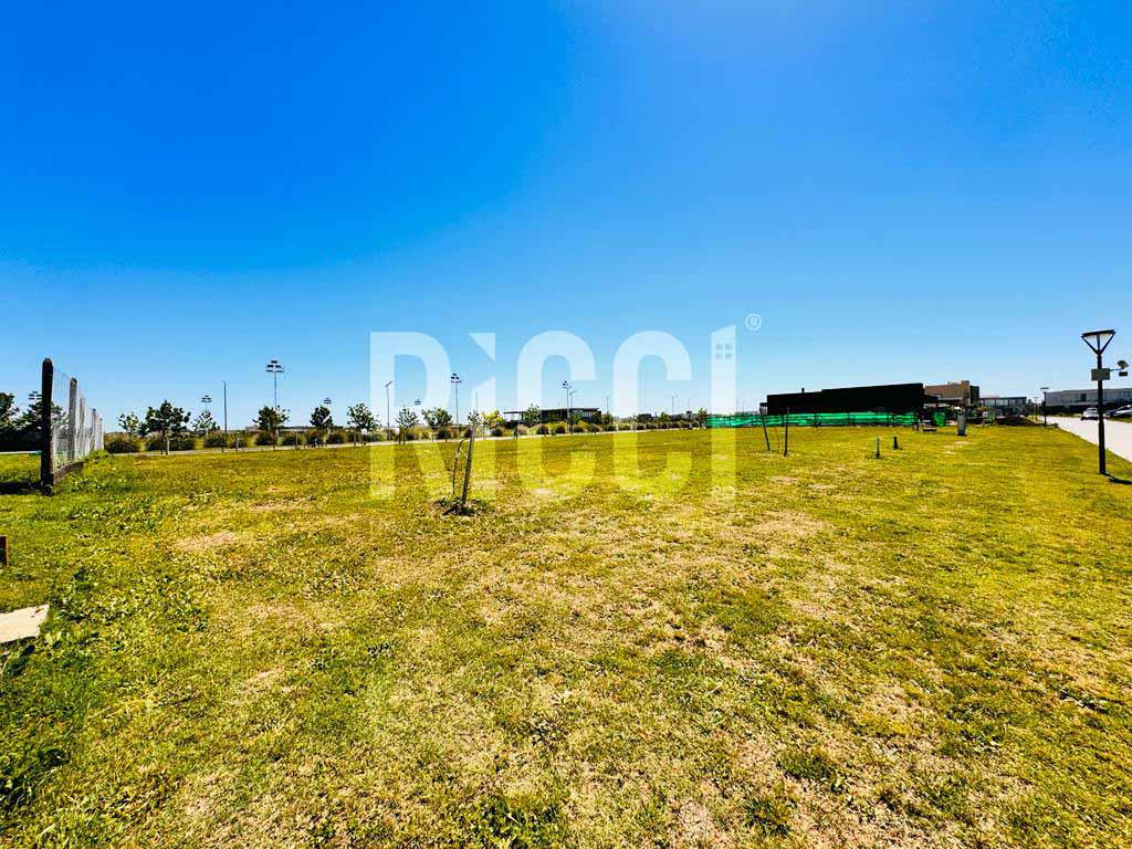 Foto Terreno en Venta en Berazategui, G.B.A. Zona Sur Lote en venta | Barrio Cerrado Sebastian Gaboto