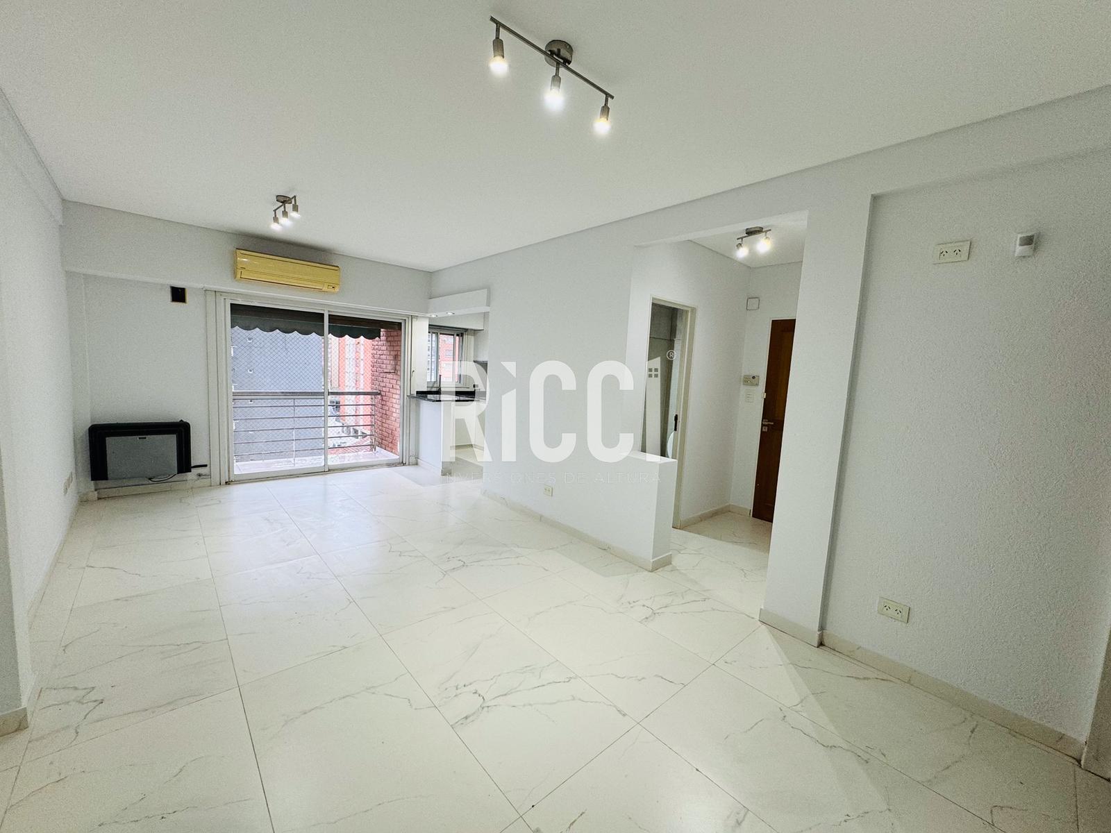Foto Departamento en Venta en Quilmes, Quilmes Departamento 3 ambientes con dos Cocheras. Apto credito. Plaza Conesa 
