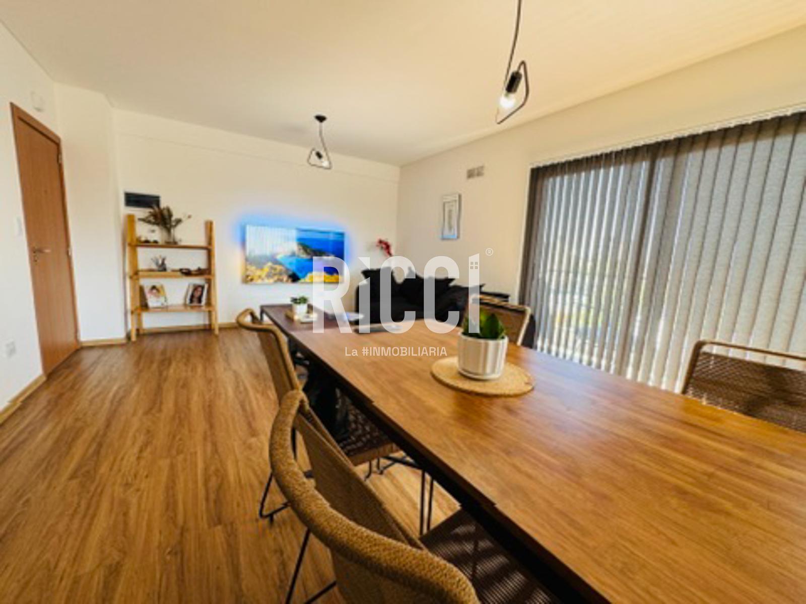 Foto Departamento en Venta en Berazategui, Berazategui Deprtamento 3 ambientes con cochera,  Berazategui centro, con parrilla 