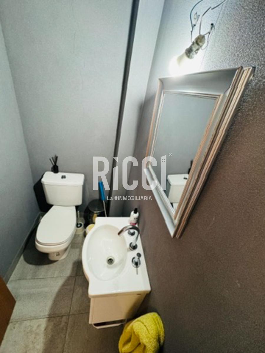 Foto Departamento en Venta en Berazategui, Berazategui Deprtamento 3 ambientes con cochera,  Berazategui centro, con parrilla 