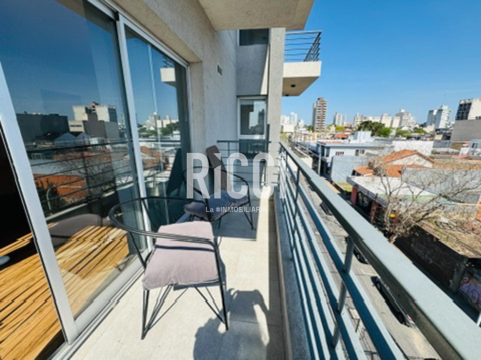 Foto Departamento en Venta en Berazategui, Berazategui Deprtamento 3 ambientes con cochera,  Berazategui centro, con parrilla 