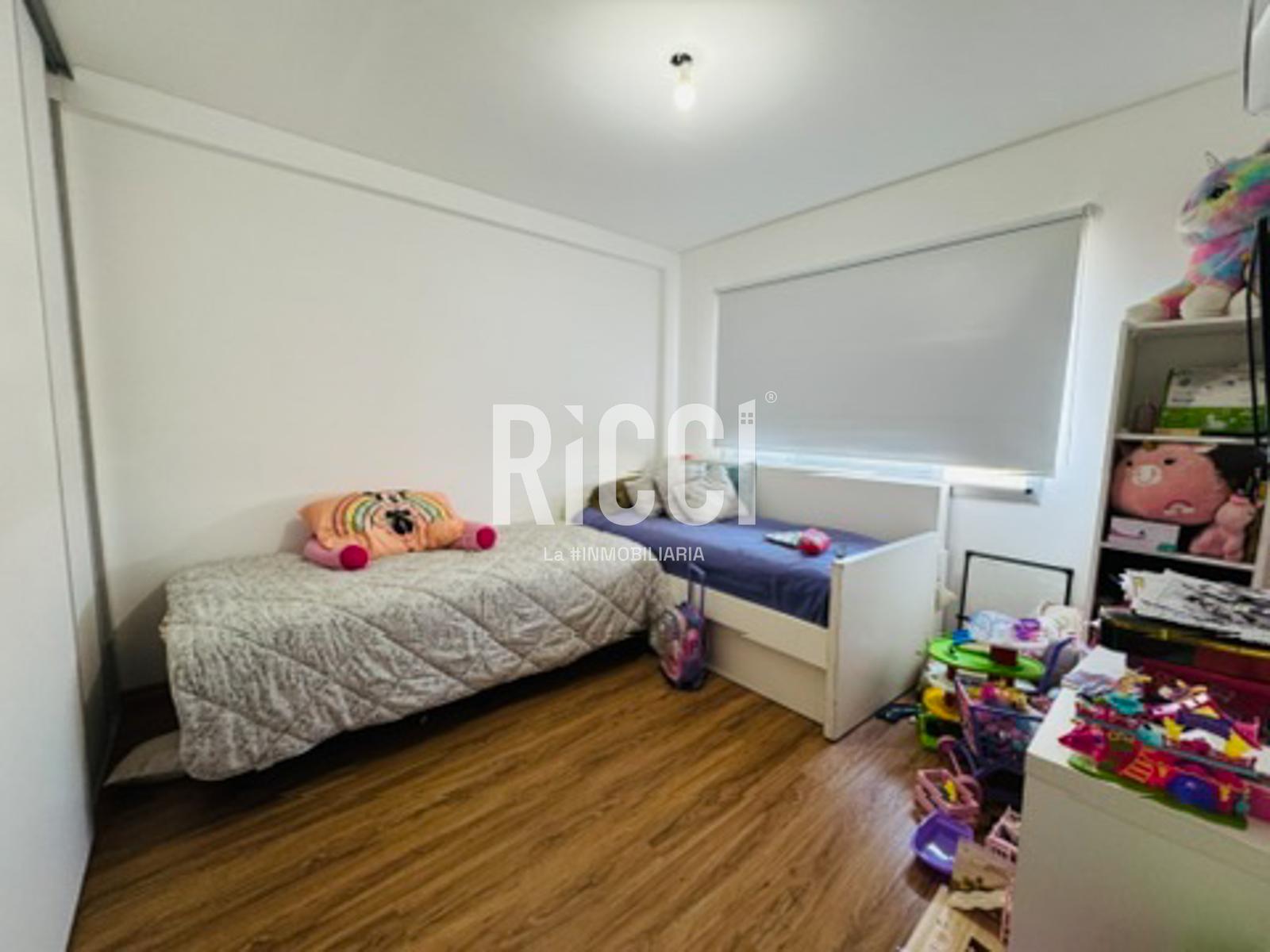 Foto Departamento en Venta en Berazategui, Berazategui Deprtamento 3 ambientes con cochera,  Berazategui centro, con parrilla 