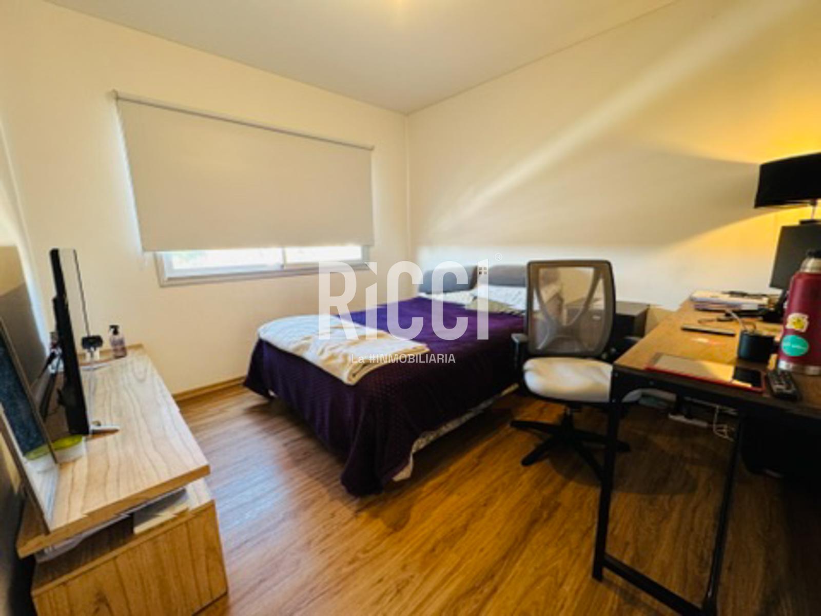 Foto Departamento en Venta en Berazategui, Berazategui Deprtamento 3 ambientes con cochera,  Berazategui centro, con parrilla 