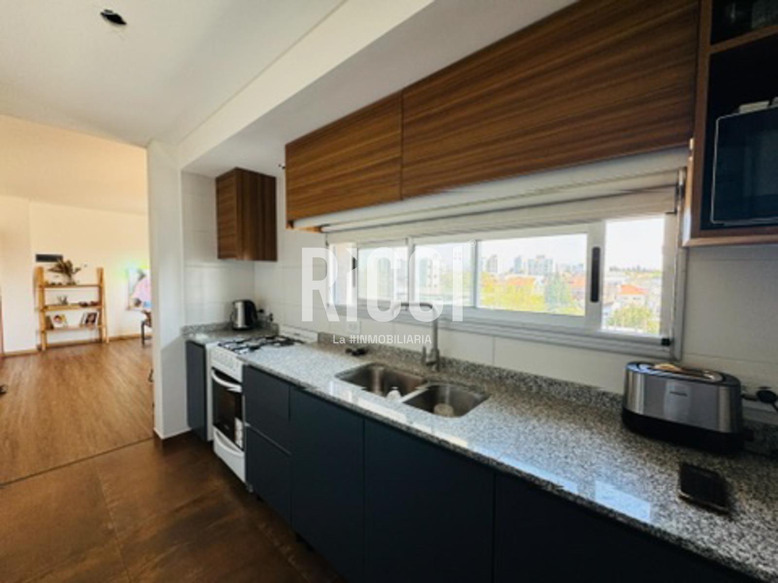 Foto Departamento en Venta en Berazategui, Berazategui Deprtamento 3 ambientes con cochera,  Berazategui centro, con parrilla 