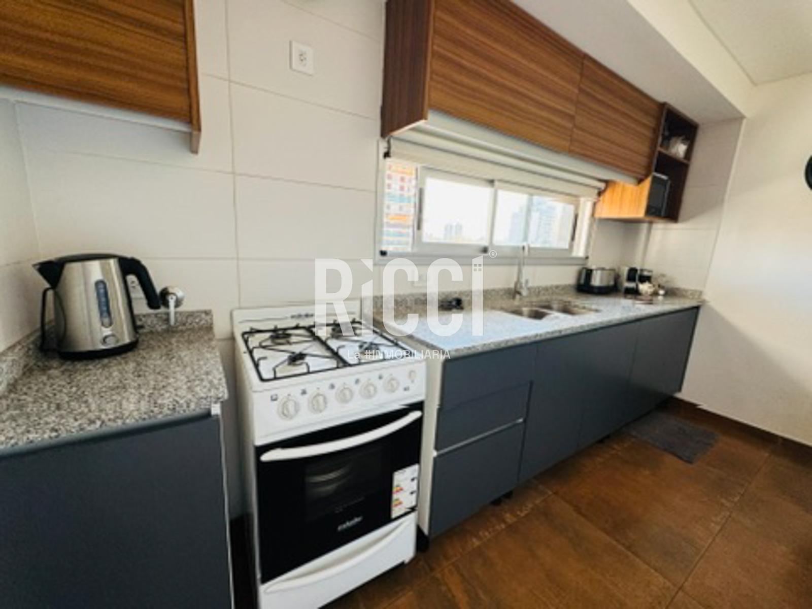 Foto Departamento en Venta en Berazategui, Berazategui Deprtamento 3 ambientes con cochera,  Berazategui centro, con parrilla 