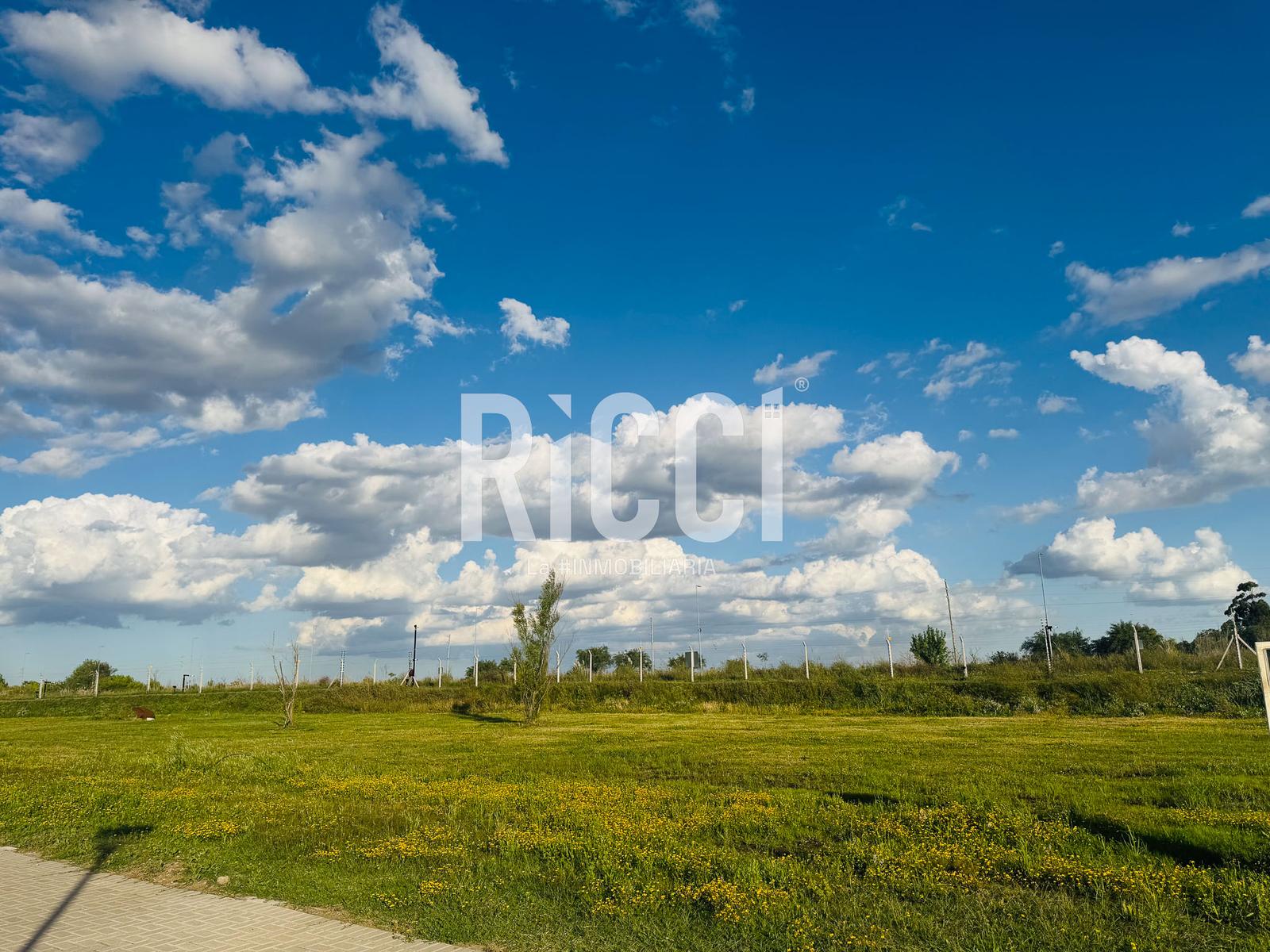 Foto Terreno en Venta en Pueblos del Plata Country Club, Guillermo E Hudson Lote en El Cano, Pueblos del plata, Hudson