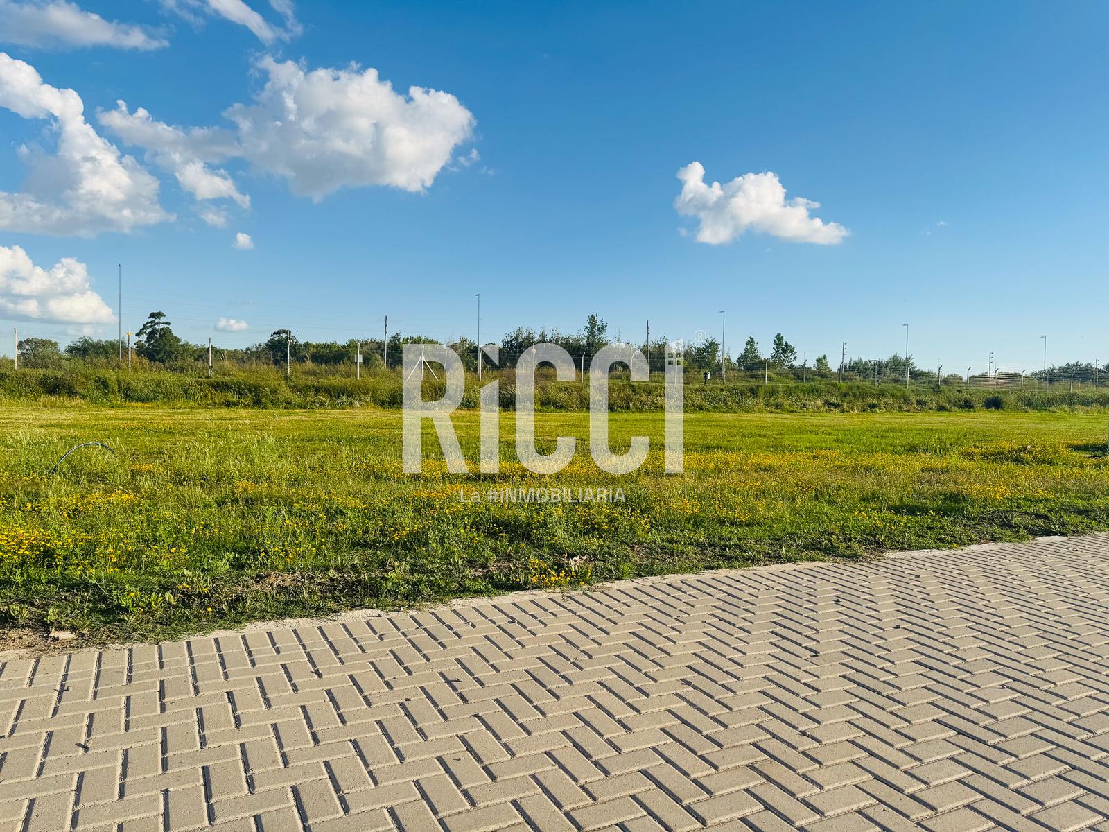 Foto Terreno en Venta en Pueblos del Plata Country Club, Guillermo E Hudson Lote en El Cano, Pueblos del plata, Hudson