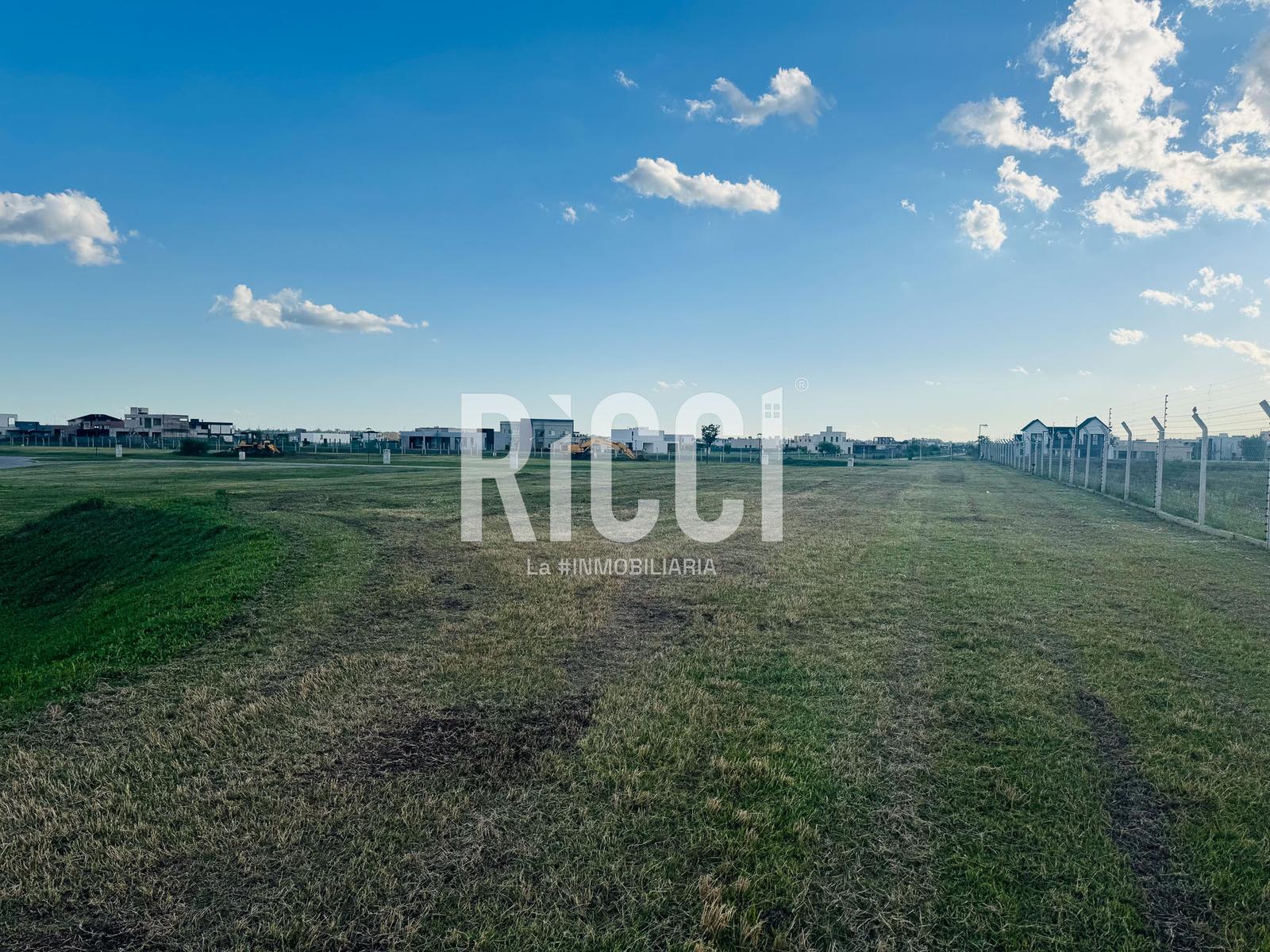 Foto Terreno en Venta en Pueblos del Plata Country Club, Guillermo E Hudson Lote en El Cano, Pueblos del plata, Hudson