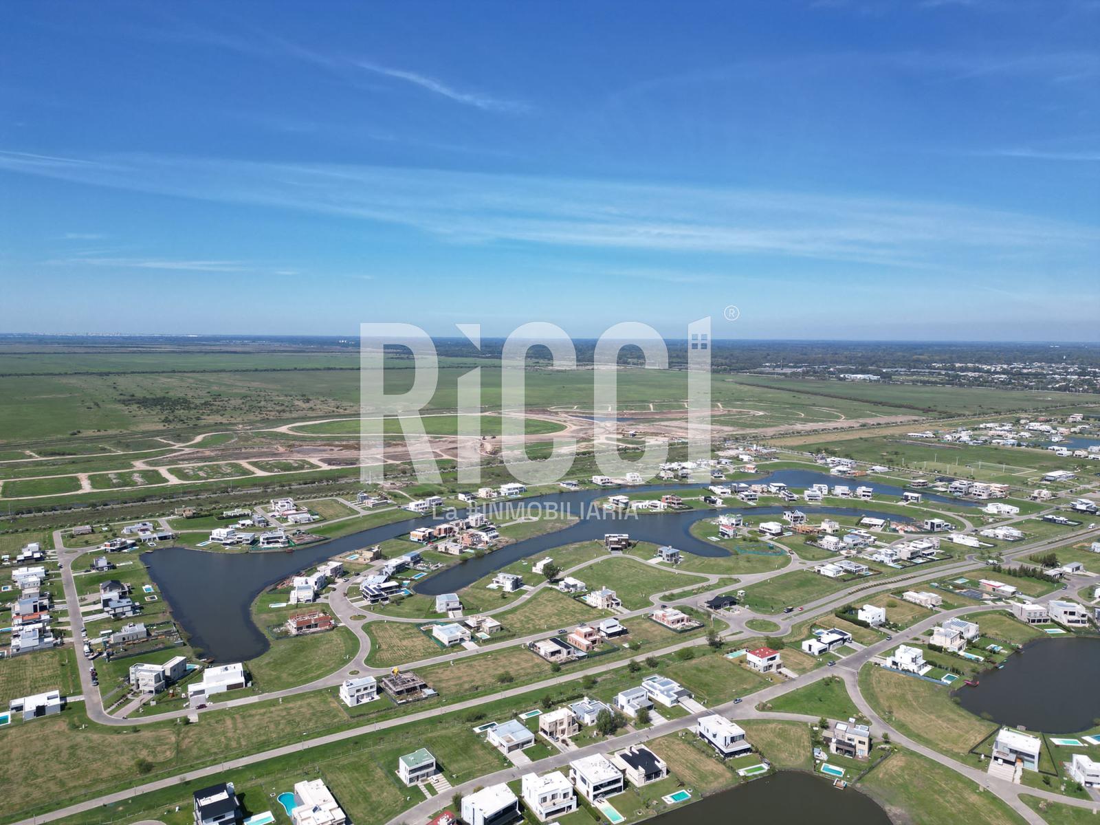 Foto Terreno en Venta en Pueblos del Plata Country Club, Guillermo E Hudson Lote a la Laguna en Villalobos, Pueblos del plata, Hudson