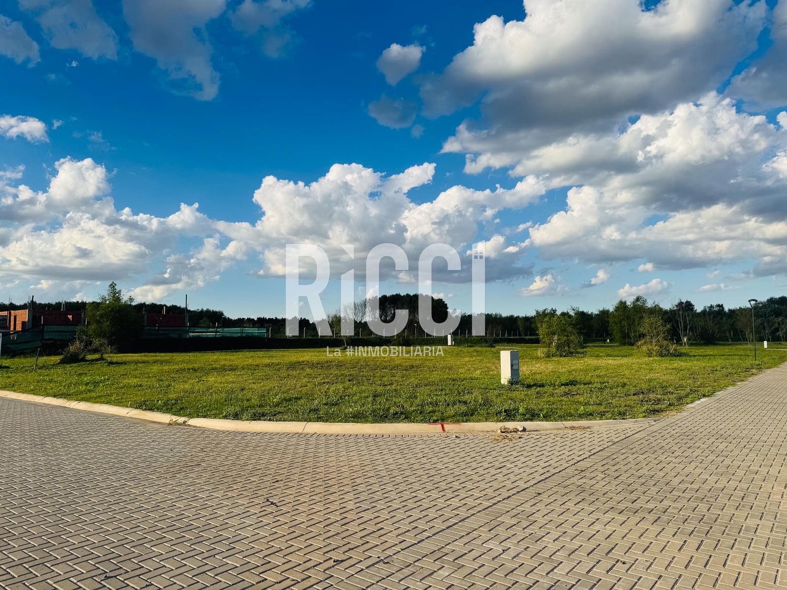 Foto Terreno en Venta en Pueblos del Plata Country Club, Guillermo E Hudson Lote en El Cano, Pueblos del plata, Hudson