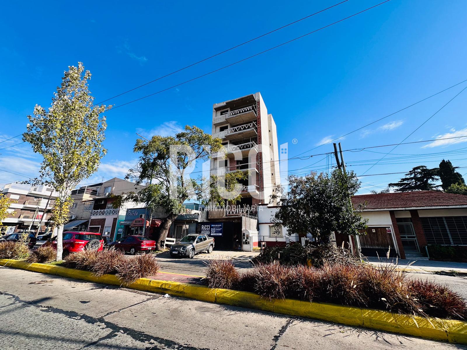 Foto Departamento en Venta en Bernal Este, Quilmes Andres Baranda  al 100