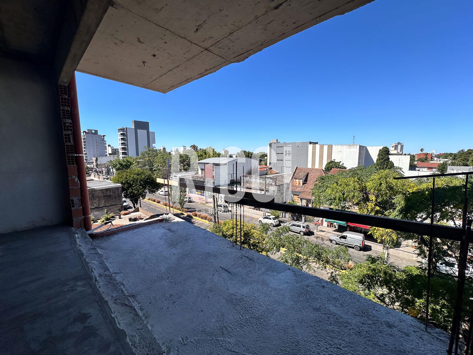 Foto Departamento en Venta en Bernal Este, Quilmes Andres Baranda  al 100