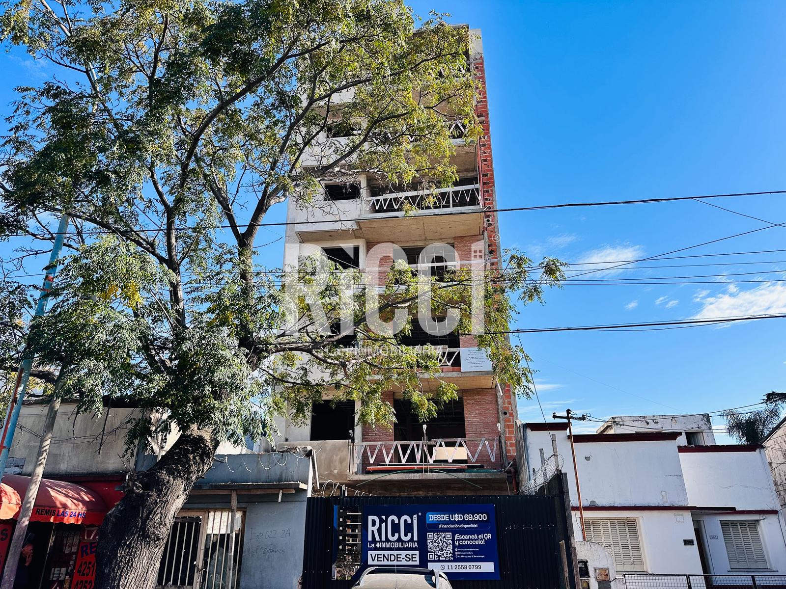 Foto Departamento en Venta en Bernal Este, Quilmes Andres Baranda  al 100