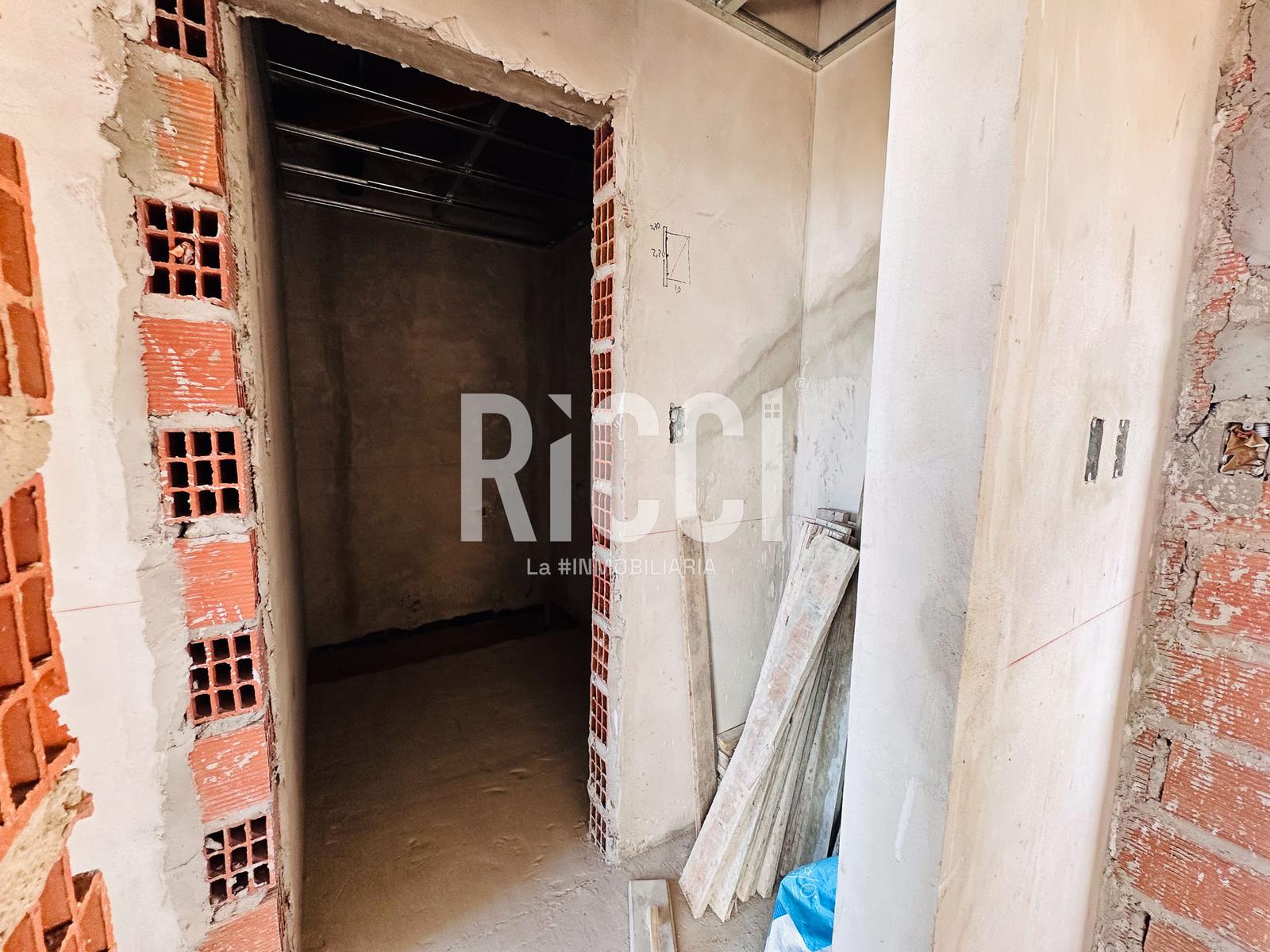 Foto Departamento en Venta en Bernal Este, Quilmes Andres Baranda  al 100