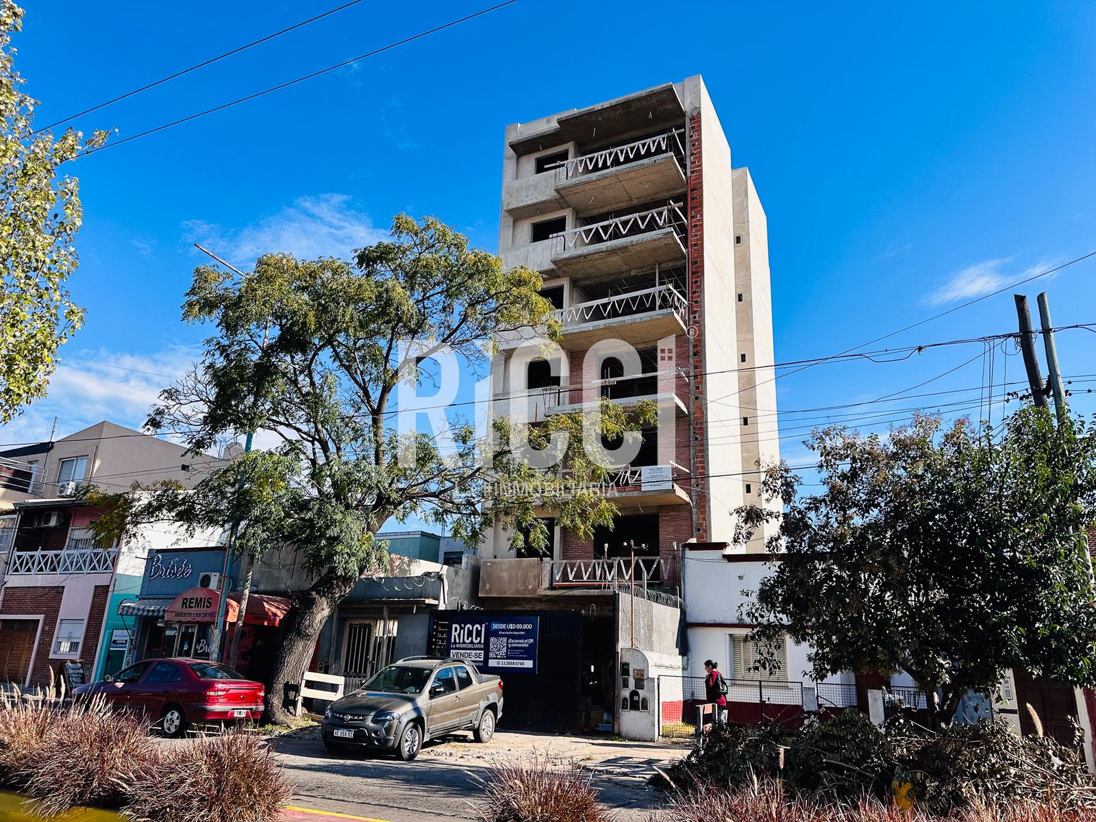 Foto Departamento en Venta en Bernal Este, Quilmes Andres Baranda  al 100