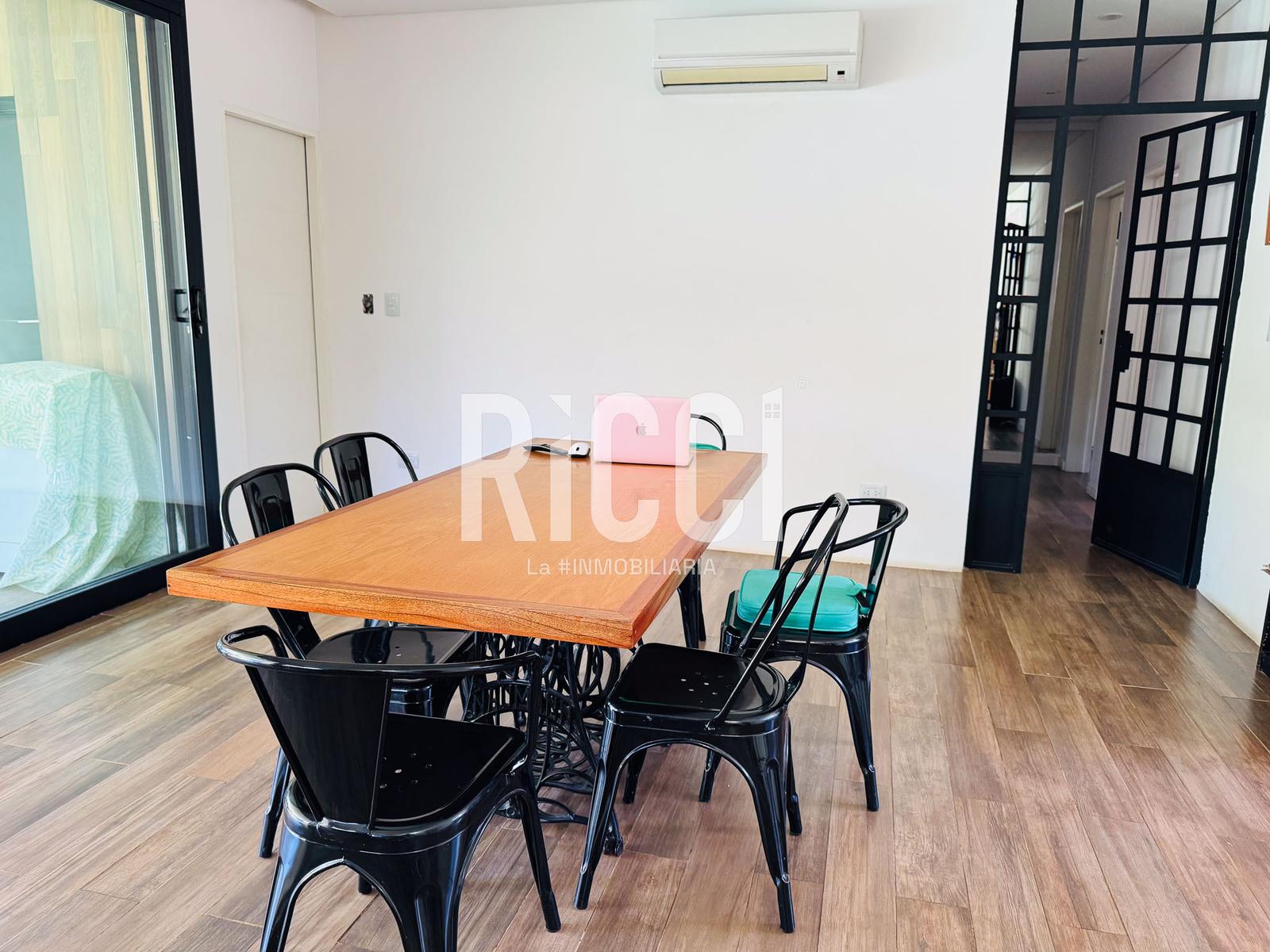 Foto Casa en Venta en Ranelagh, Berazategui Casa 4 ambientes con pileta en Venta Apta credito Ranelagh