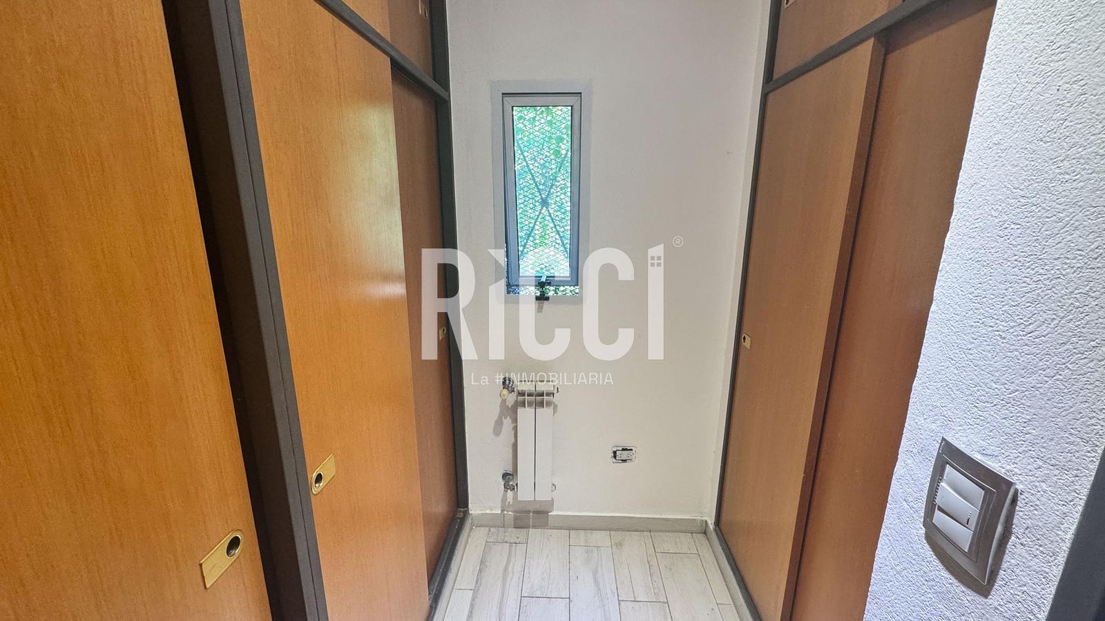 Foto Casa en Venta en Quilmes, G.B.A. Zona Sur Bernardo de Irigoyen  al 900