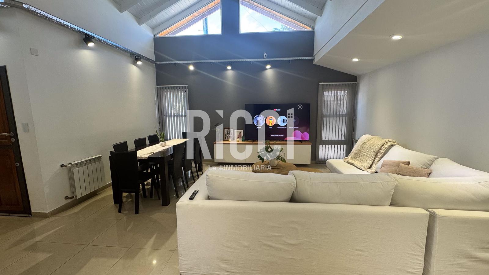 Foto Casa en Venta en Quilmes, G.B.A. Zona Sur Bernardo de Irigoyen  al 900