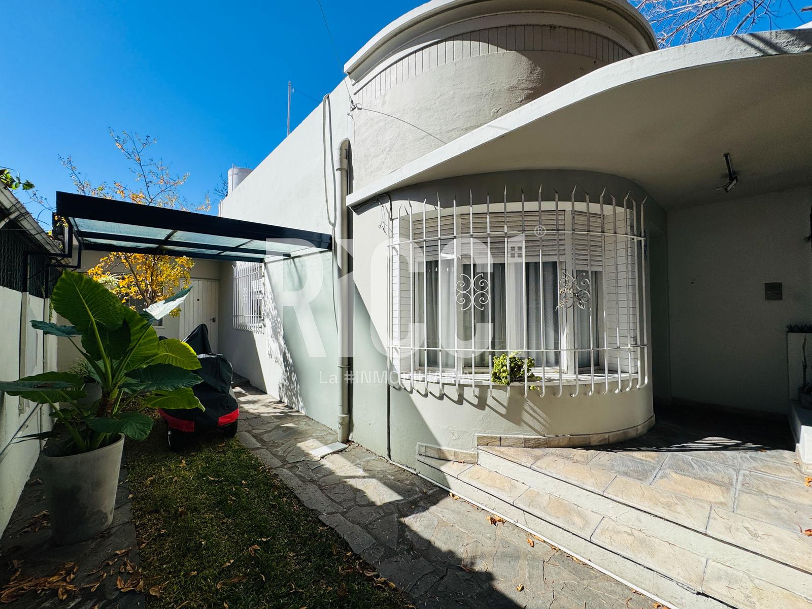 Foto Casa en Venta en Berazategui, G.B.A. Zona Sur 141 al 1500
