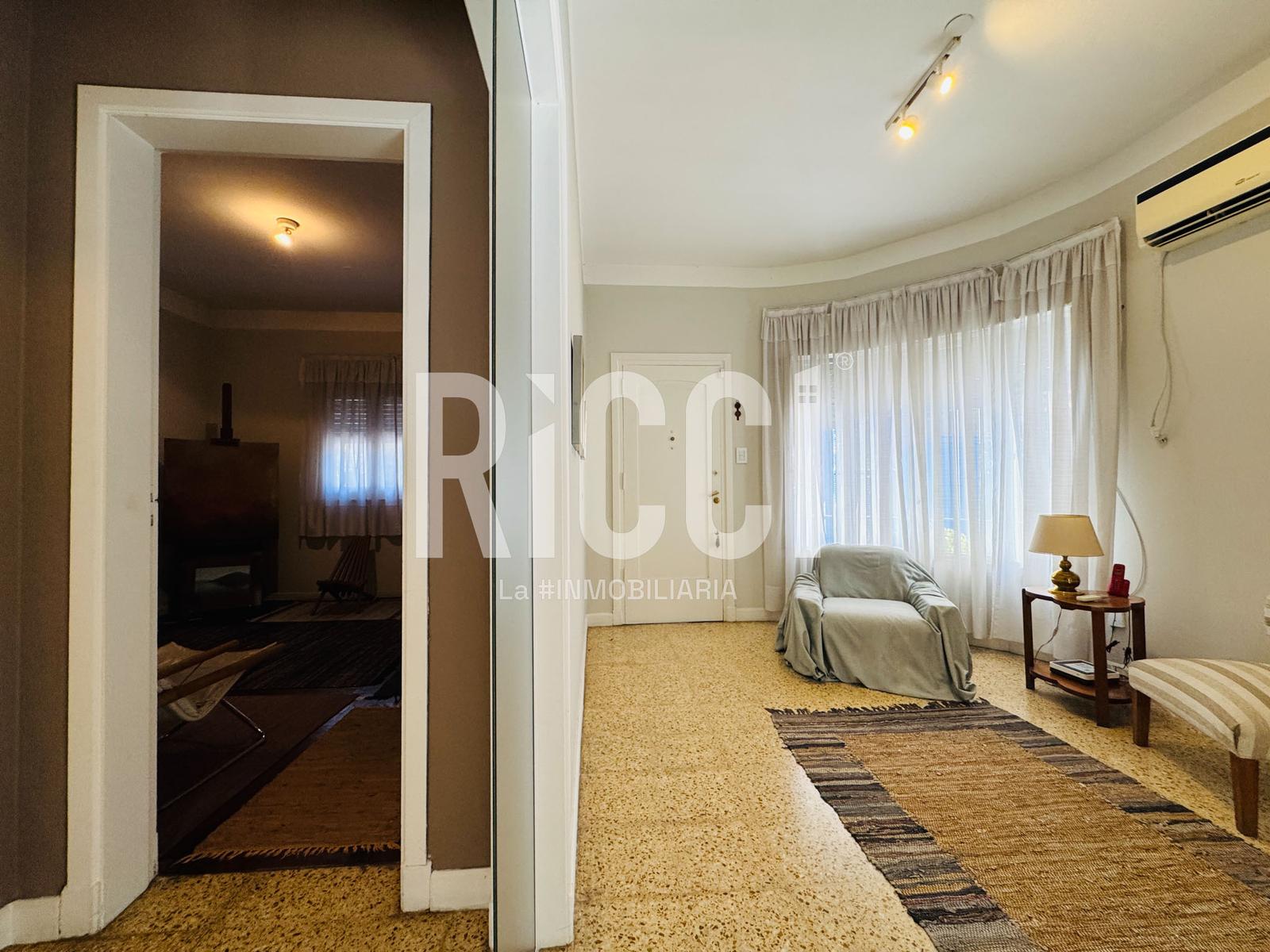 Foto Casa en Venta en Berazategui, G.B.A. Zona Sur 141 al 1500