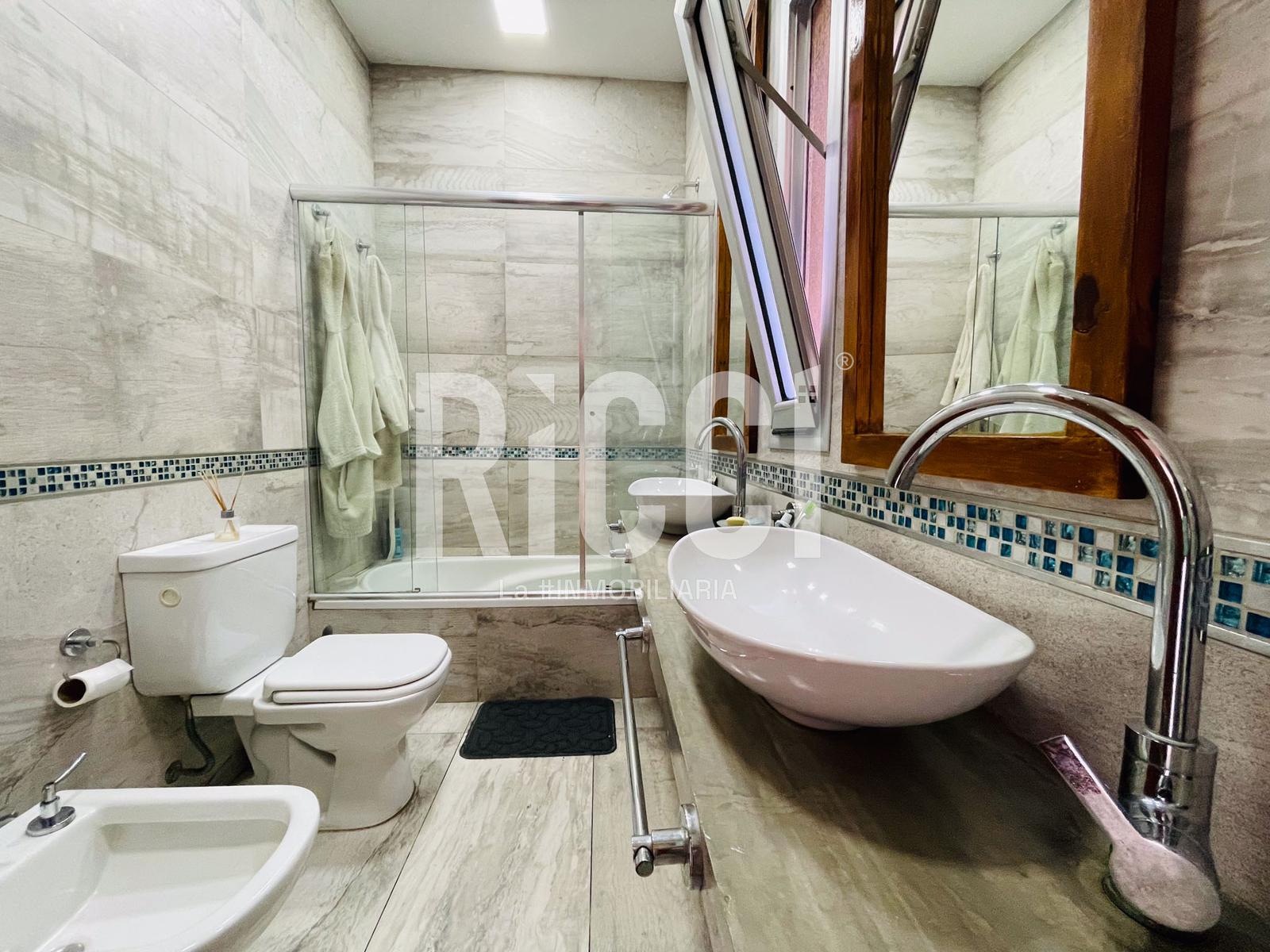 Foto Casa en Venta en Bernal Este, Quilmes Constitucion  al 200
