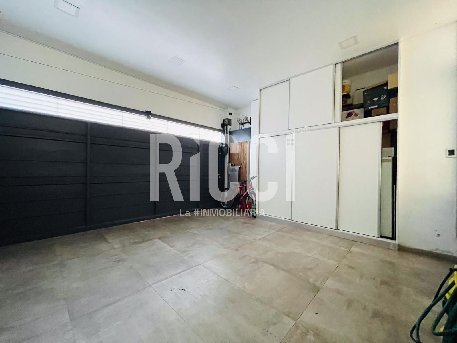Foto Casa en Venta en Bernal Este, Quilmes Constitucion  al 200