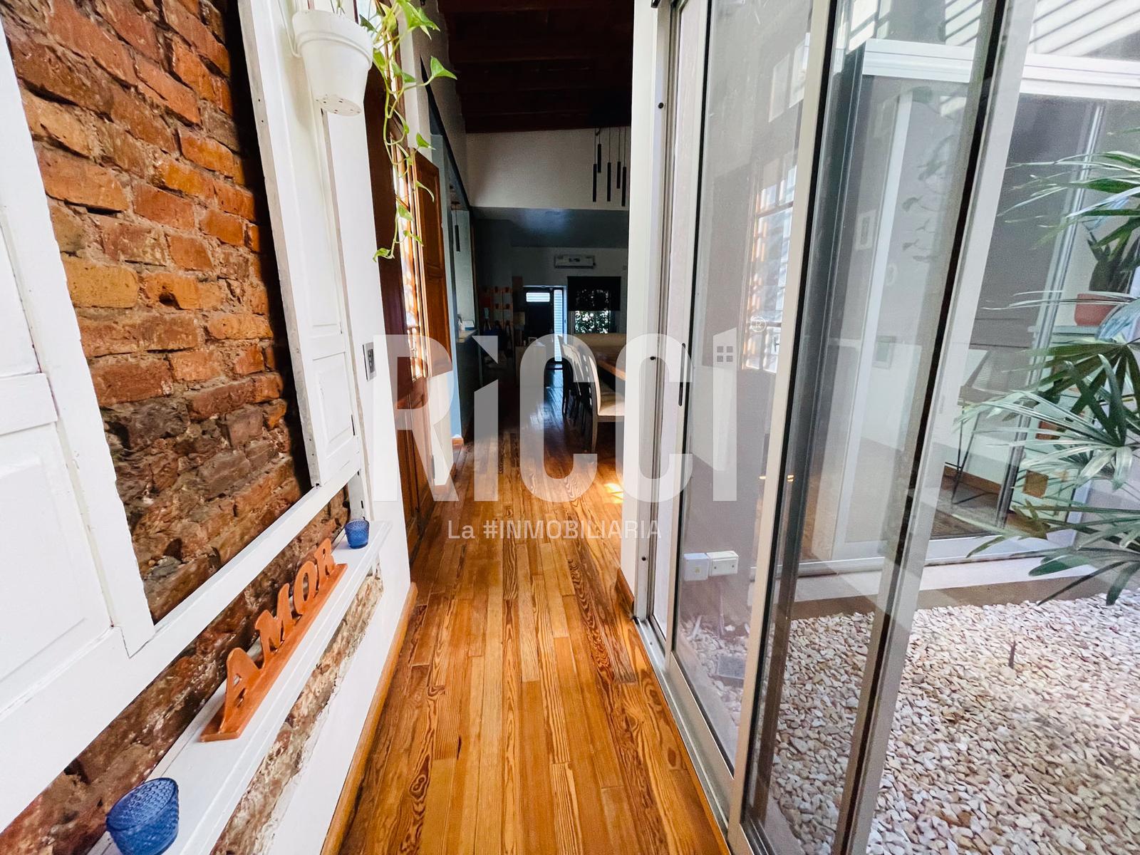 Foto Casa en Venta en Bernal Este, Quilmes Constitucion  al 200