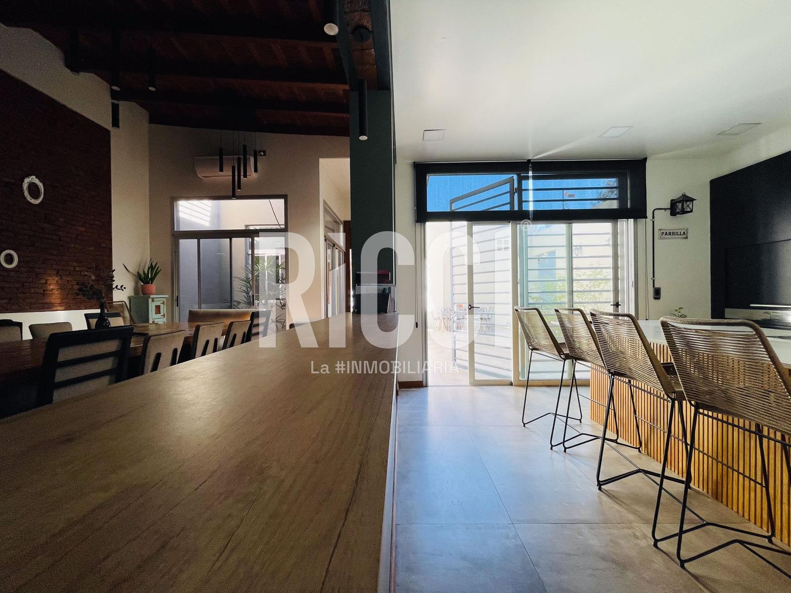 Foto Casa en Venta en Bernal Este, Quilmes Constitucion  al 200