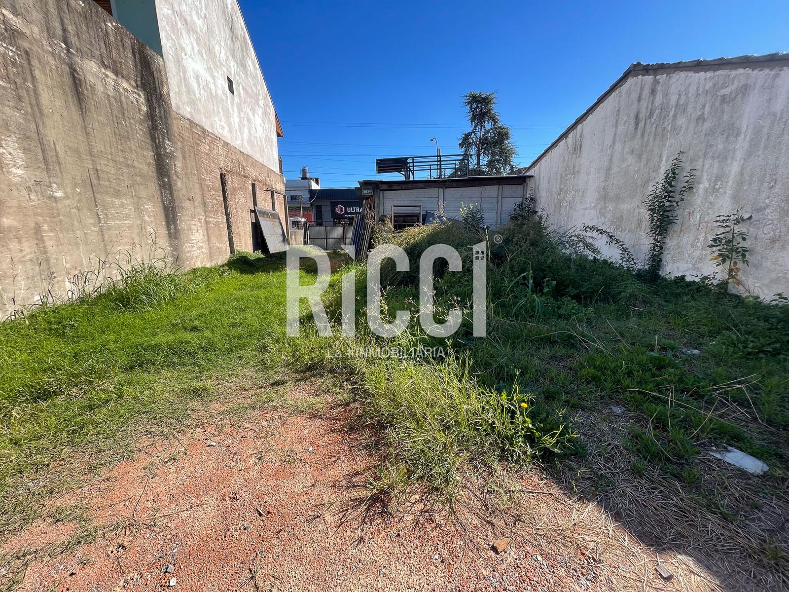 Foto Terreno en Venta en Berazategui, Berazategui Av 14 e Dardo Rocha y 119
