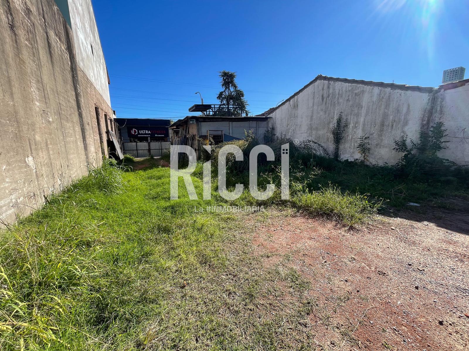Foto Terreno en Venta en Berazategui, Berazategui Av 14 e Dardo Rocha y 119