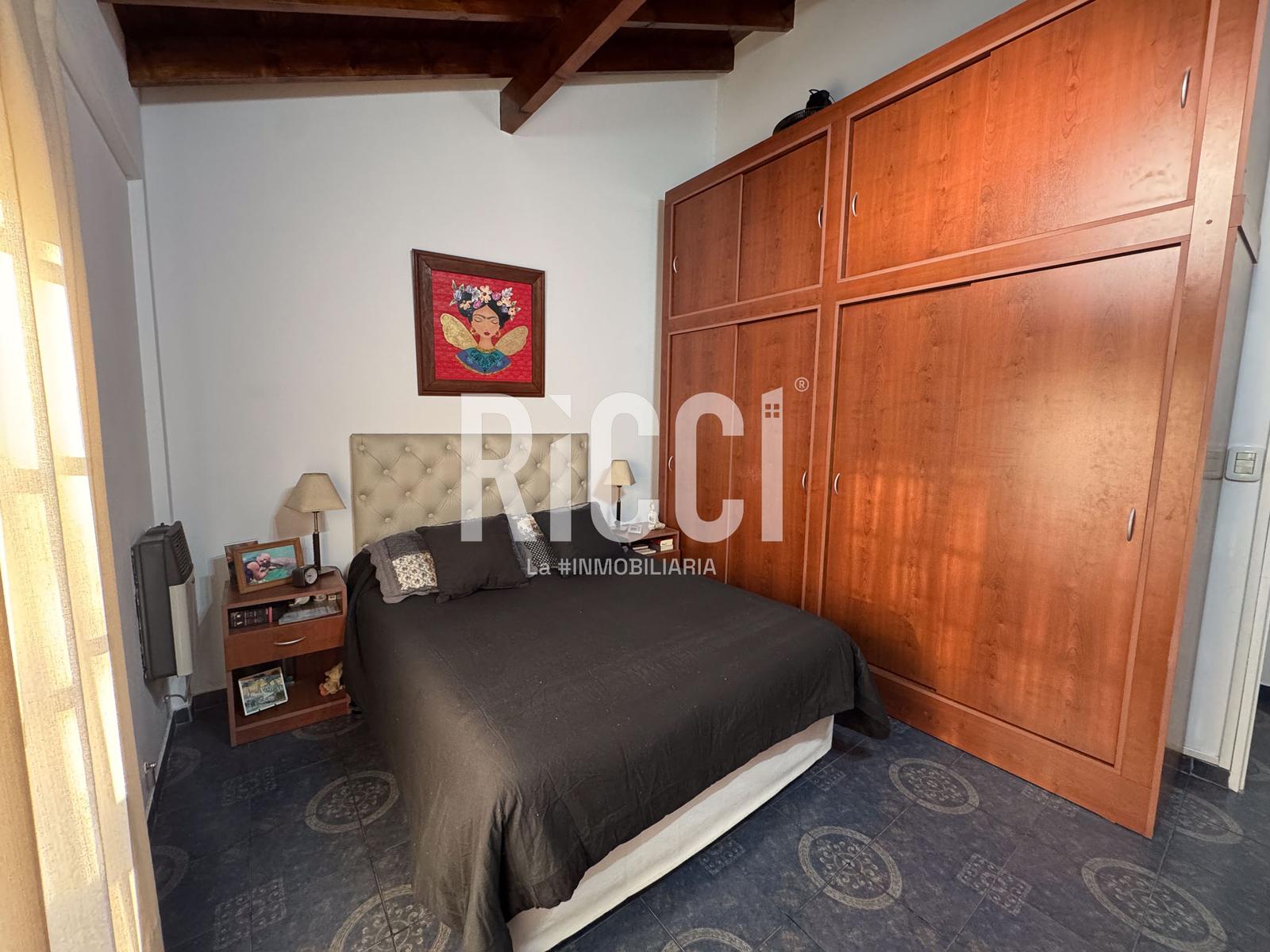 Foto Casa en Venta en Berazategui, Berazategui Duplex en venta 3 ambientes apto credito berazategui