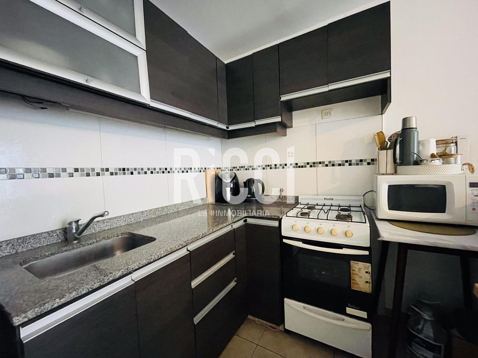 Foto Departamento en Venta en Berazategui, Berazategui 20A al 5100