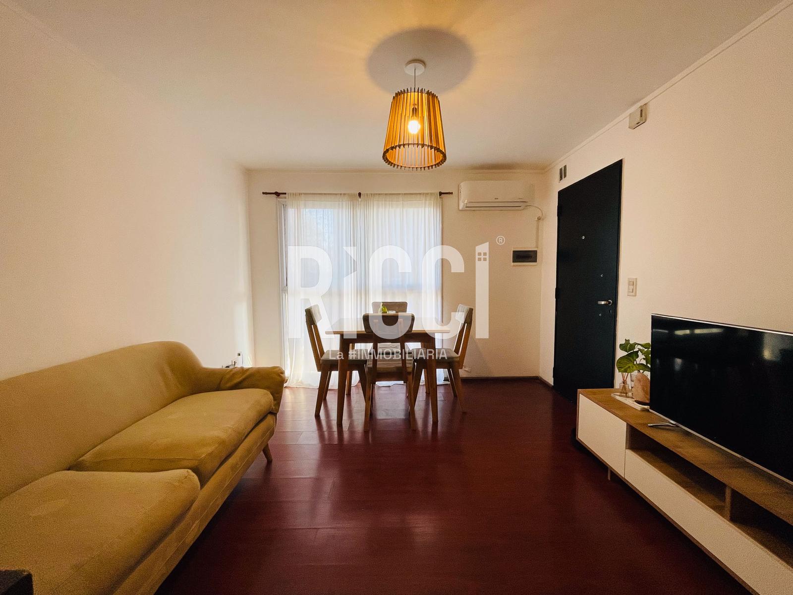 Foto Departamento en Venta en Berazategui, Berazategui 20A al 5100