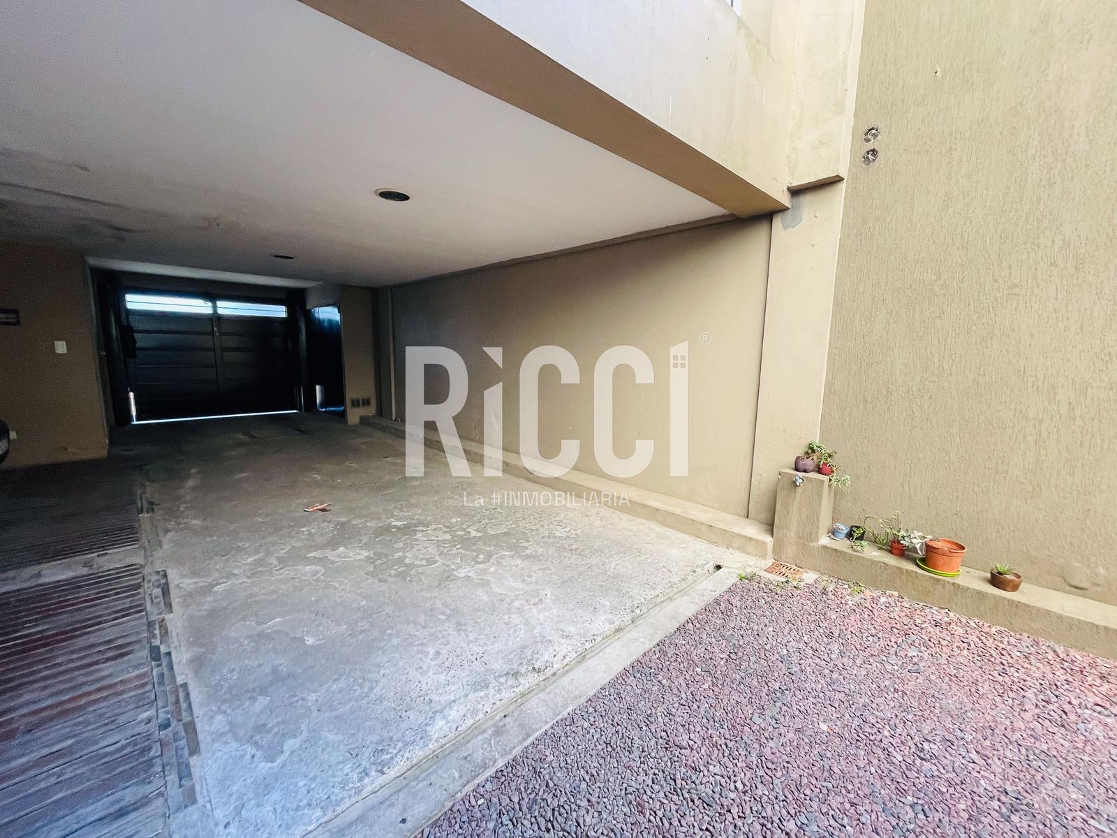 Foto Departamento en Venta en Berazategui, Berazategui 20A al 5100