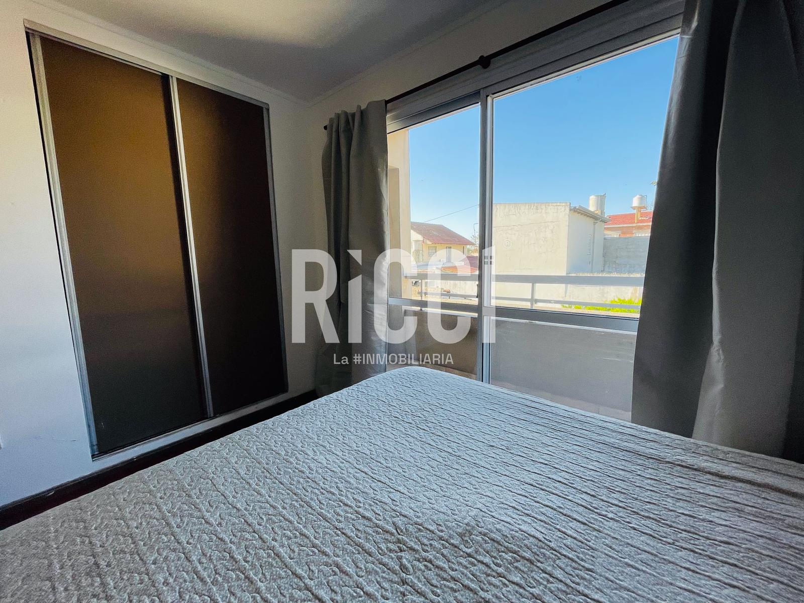 Foto Departamento en Venta en Berazategui, Berazategui 20A al 5100