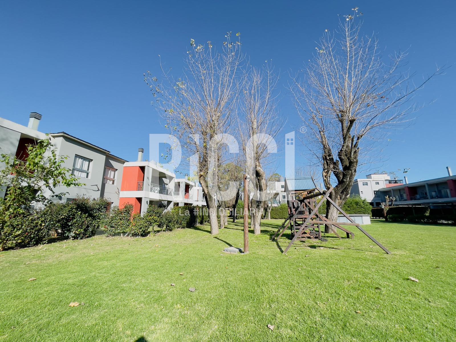 Foto Departamento en Venta en Ranelagh, Berazategui 359 al 1100