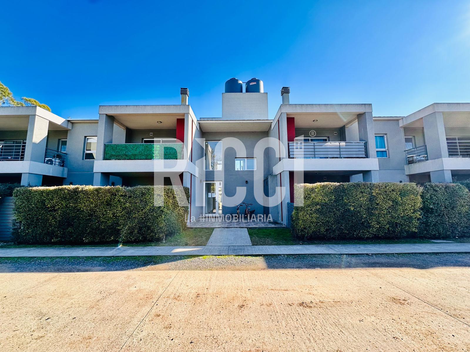 Foto Departamento en Venta en Ranelagh, Berazategui 359 al 1100