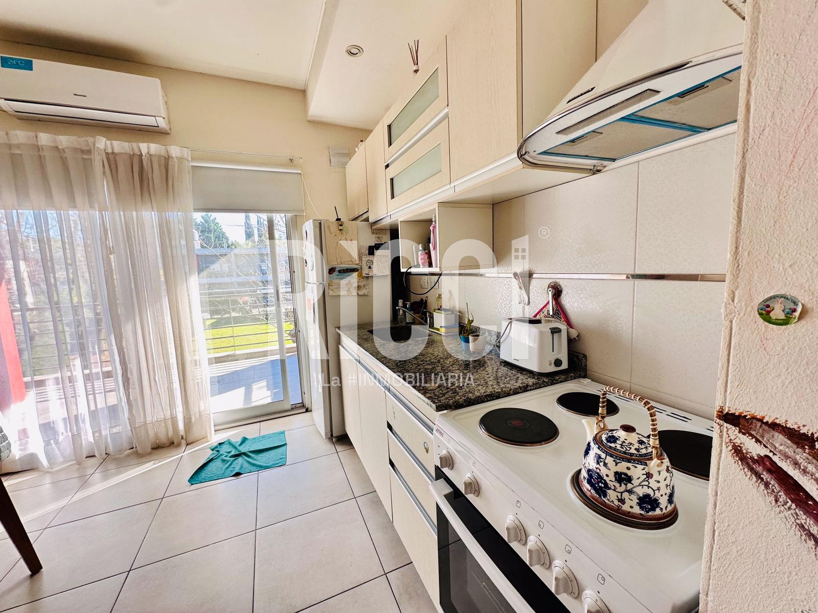 Foto Departamento en Venta en Ranelagh, Berazategui 359 al 1100