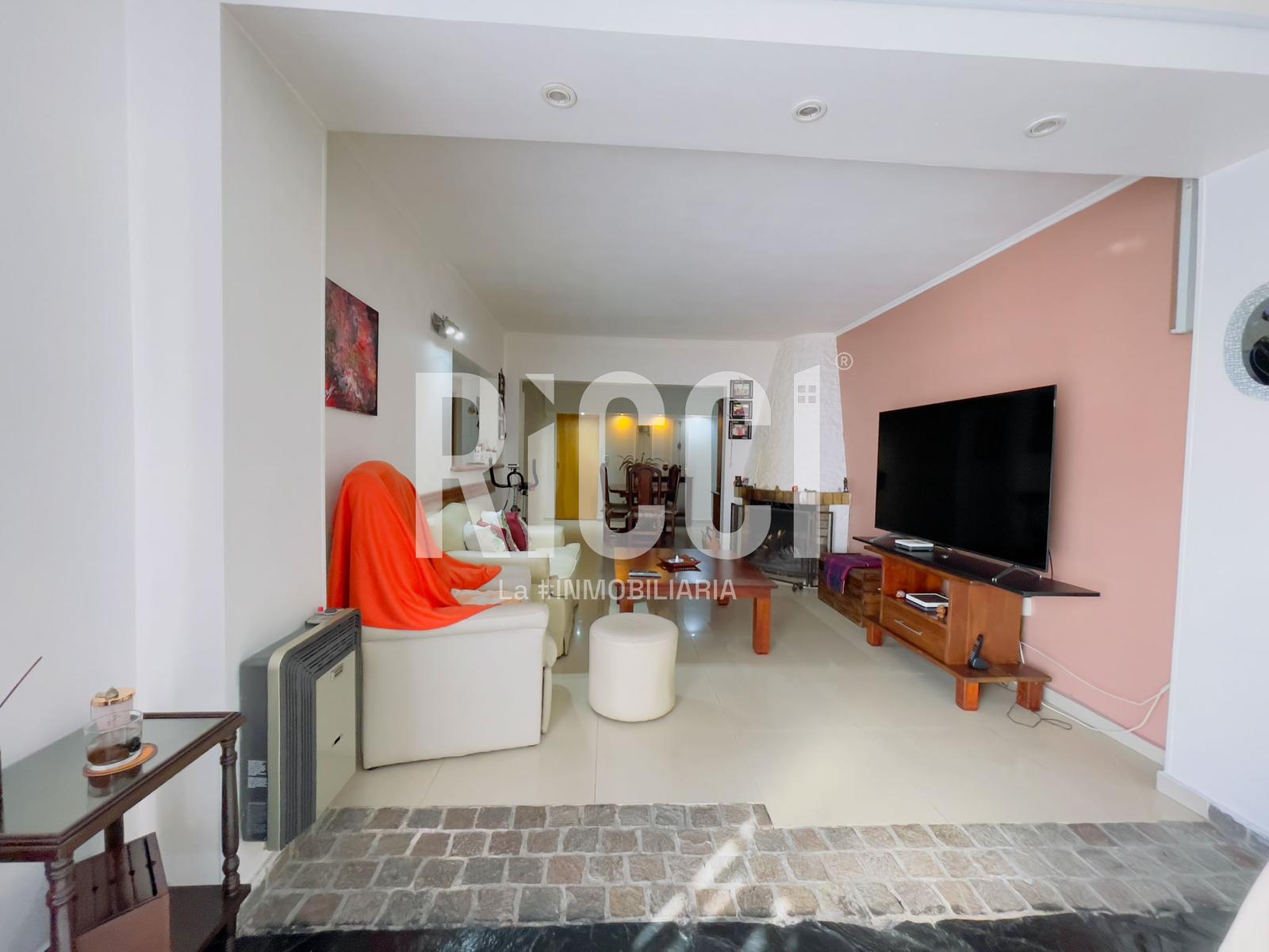 Foto Casa en Venta en Quilmes, G.B.A. Zona Sur Ceferino Namuncurá al 2300