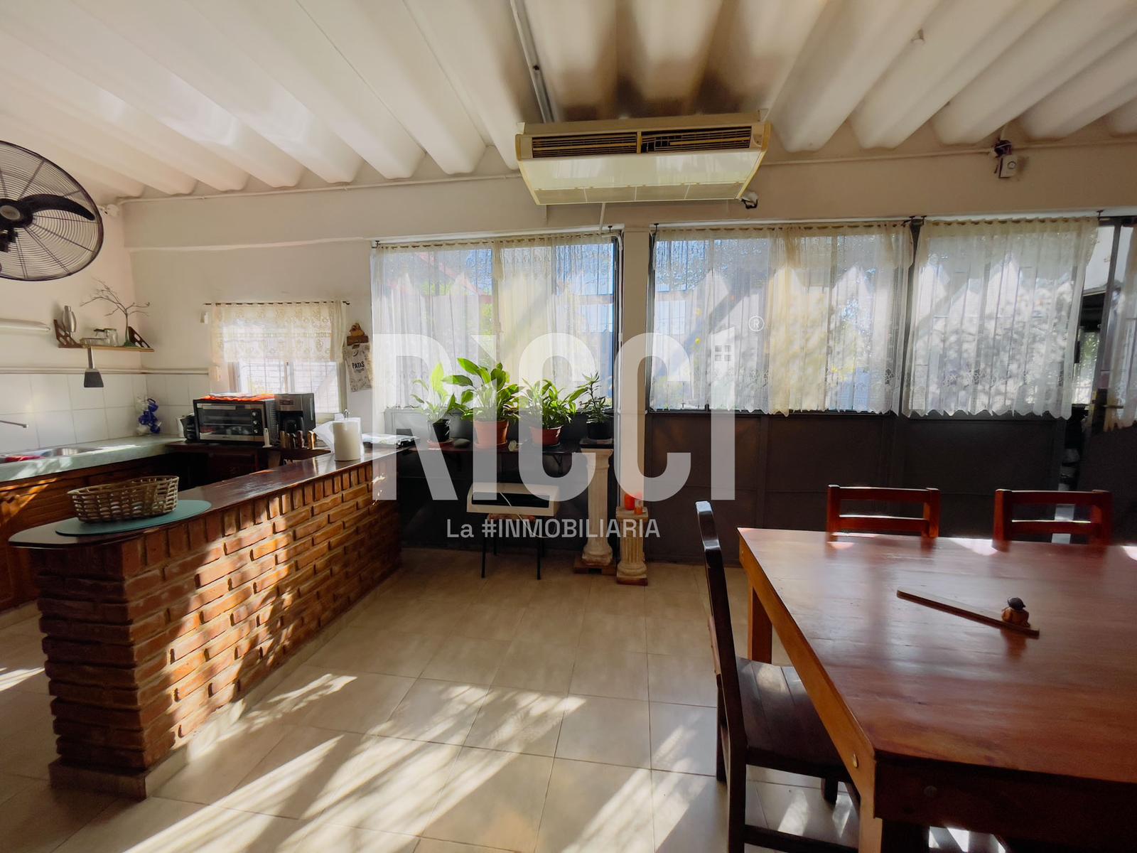 Foto Casa en Venta en Quilmes, G.B.A. Zona Sur Ceferino Namuncurá al 2300