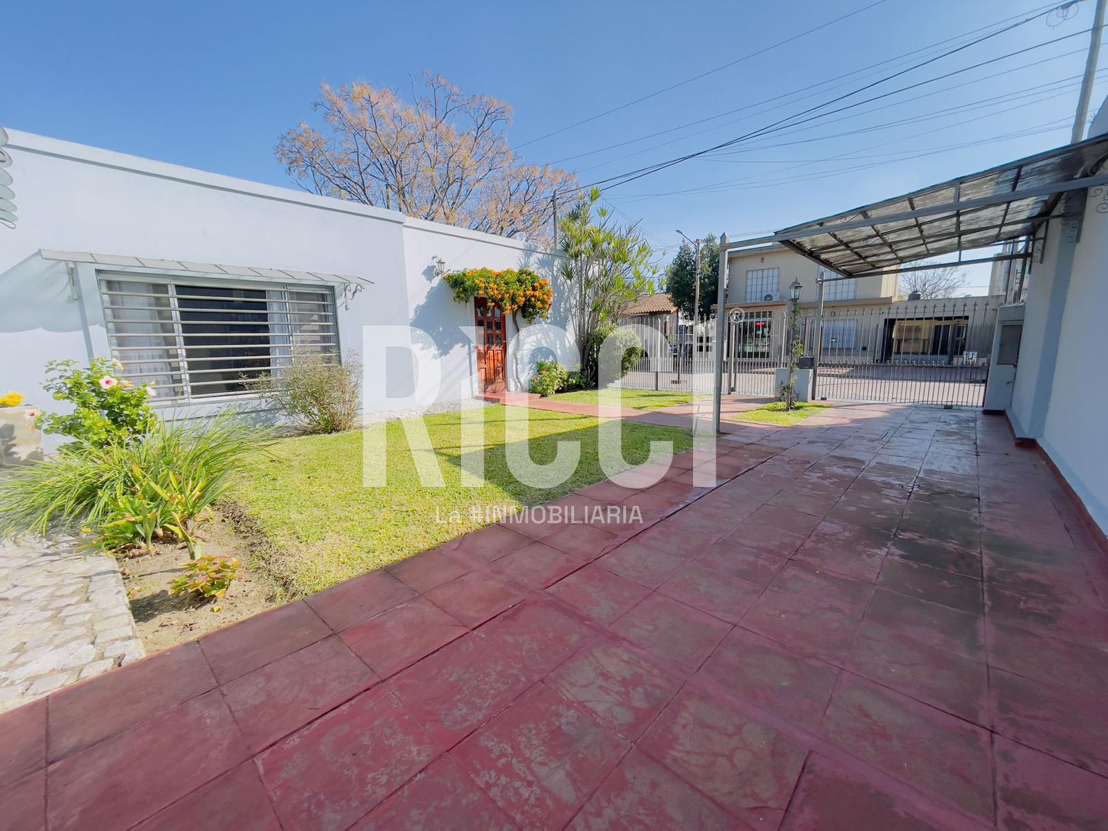 Foto Casa en Venta en Quilmes, G.B.A. Zona Sur Ceferino Namuncurá al 2300