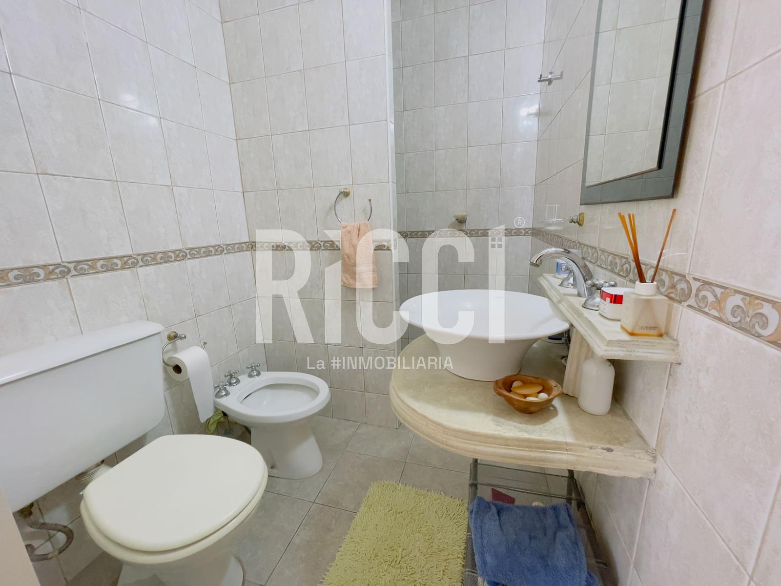 Foto Casa en Venta en Quilmes, G.B.A. Zona Sur Ceferino Namuncurá al 2300