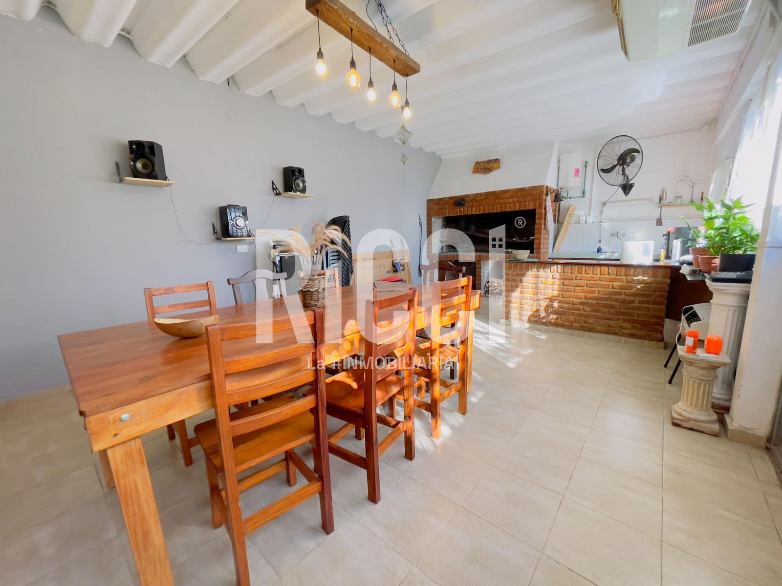 Foto Casa en Venta en Quilmes, G.B.A. Zona Sur Ceferino Namuncurá al 2300