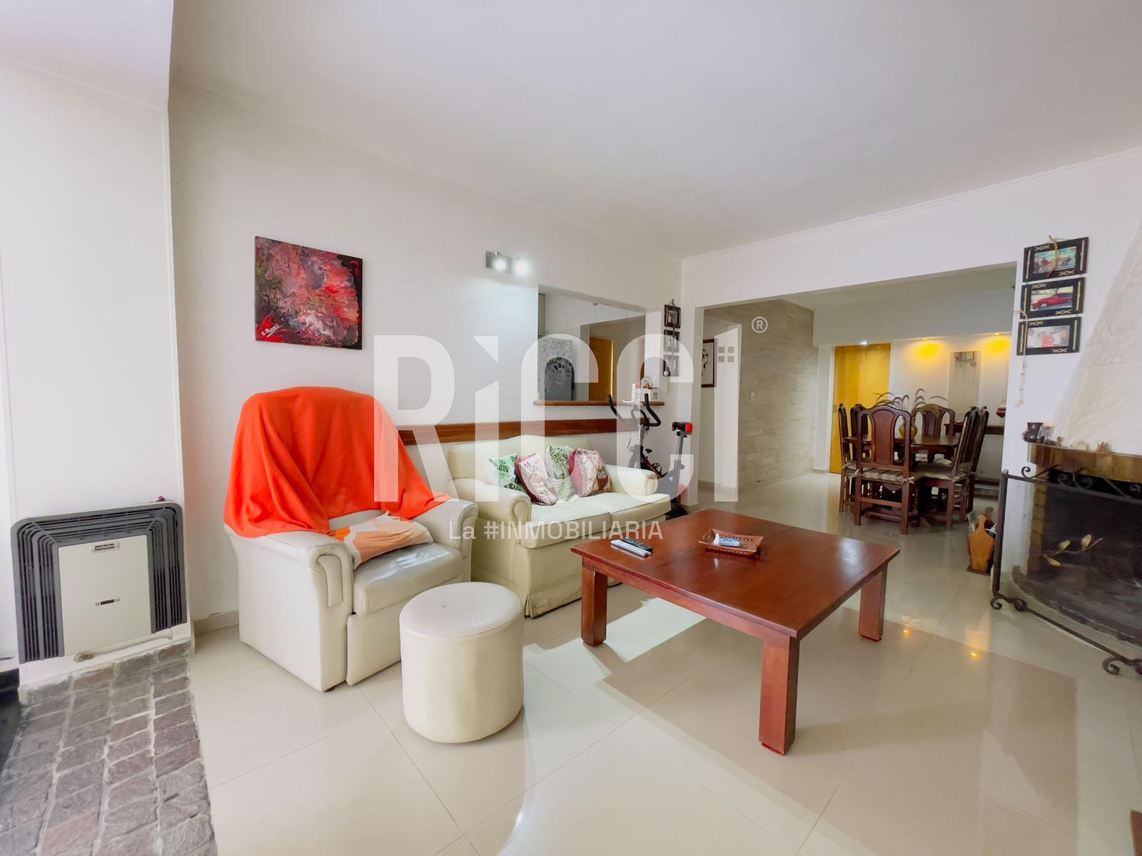 Foto Casa en Venta en Quilmes, G.B.A. Zona Sur Ceferino Namuncurá al 2300