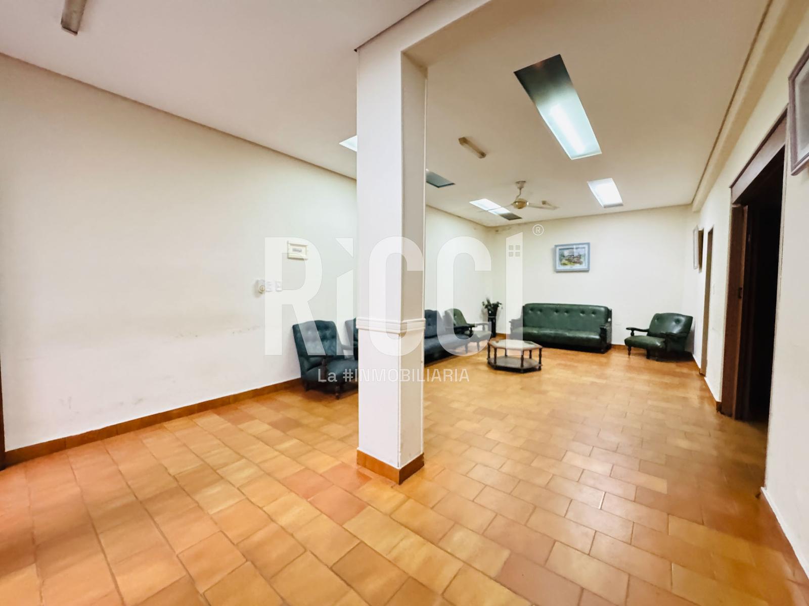 Foto Local en Venta en Quilmes Oeste, Quilmes Av 12 de Octubre  al 900