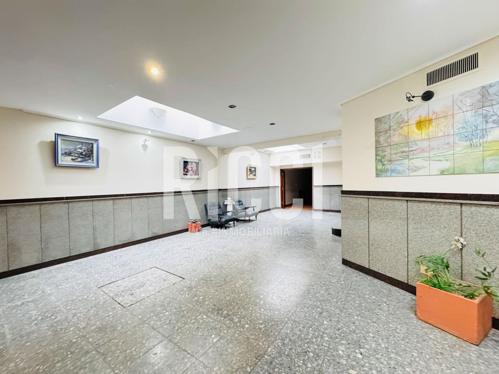 Foto Local en Venta en Quilmes Oeste, Quilmes Av 12 de Octubre  al 900