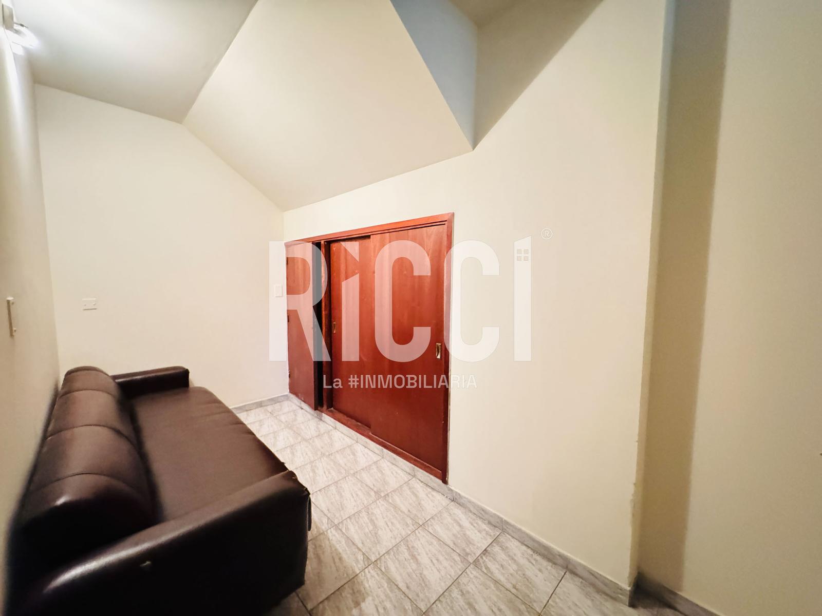 Foto Local en Venta en Quilmes Oeste, Quilmes Av 12 de Octubre  al 900