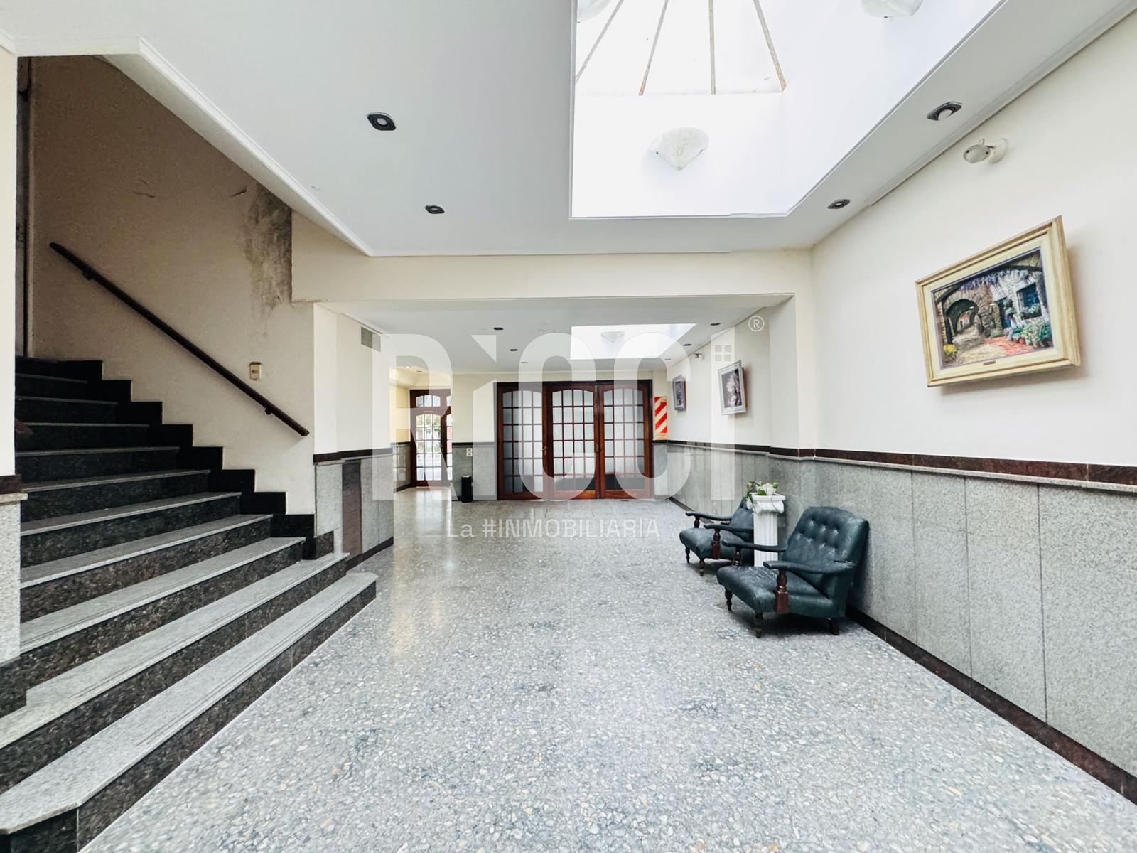 Foto Local en Venta en Quilmes Oeste, Quilmes Av 12 de Octubre  al 900