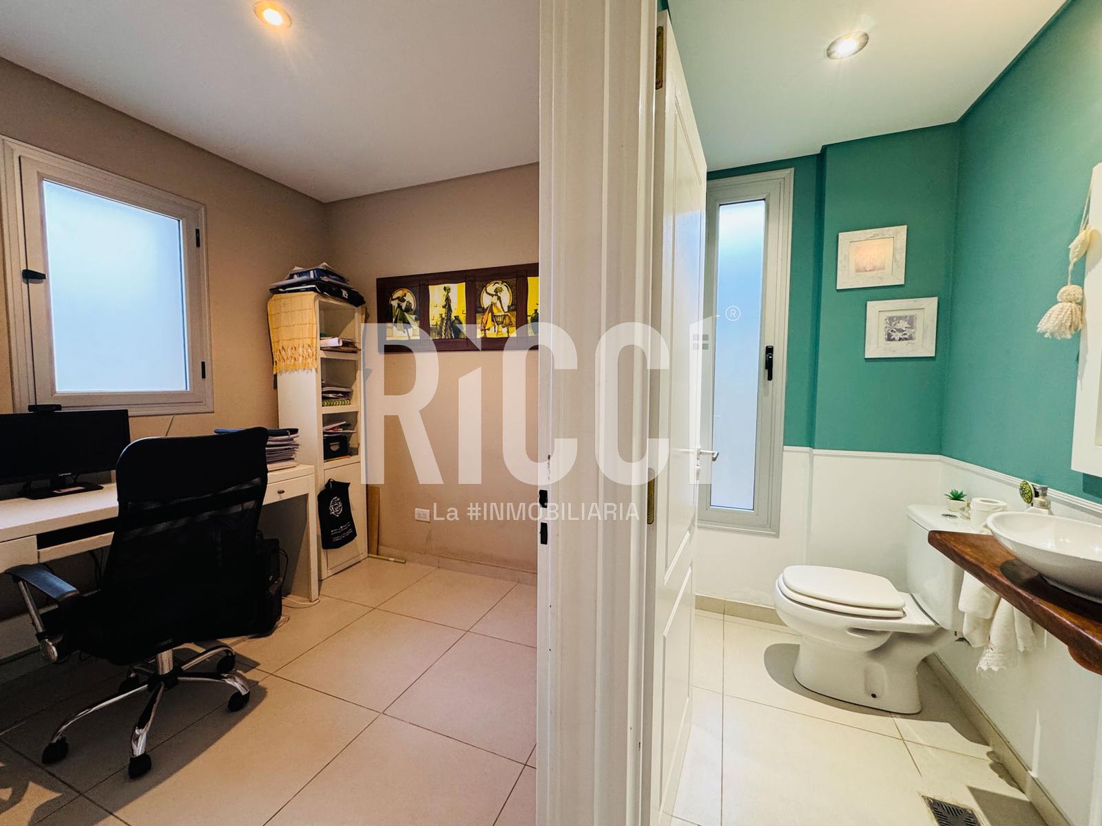 Foto Casa en Venta en Guillermo E Hudson, Berazategui 47 al 6700